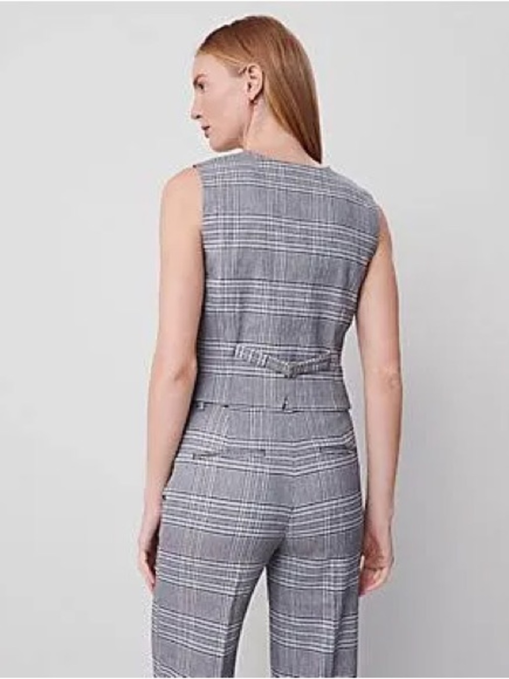 NWT Ann Taylor Plaid Vest, Size 6, perfect for layering or alone with jeans. - Picture 2 of 7